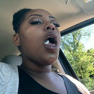 Meet your Posher, Deja